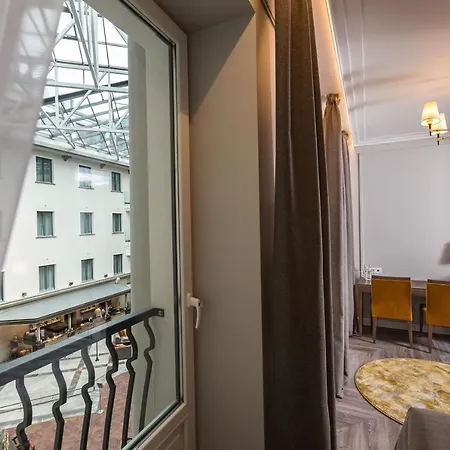 Victoria Hotel 4*