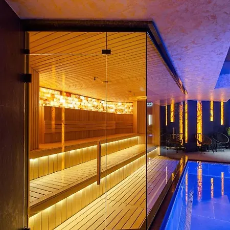 Szálloda Victoria 4*